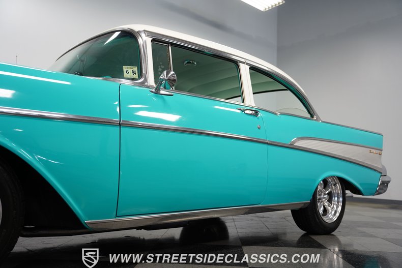Chevrolet-Bel-air-1957-Tropical-Turquoise-Turquoise-25