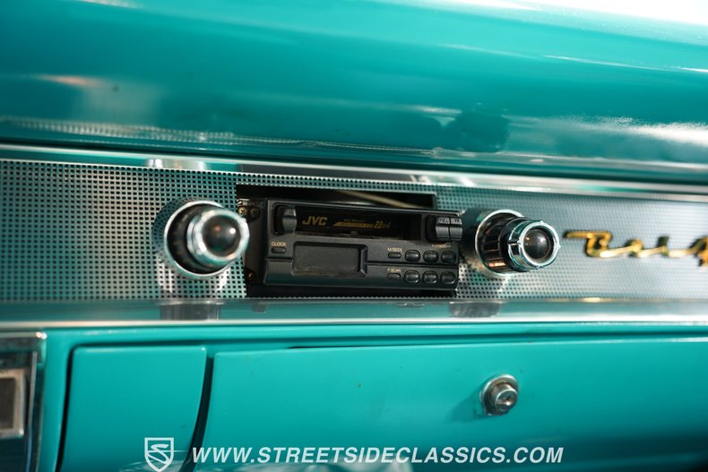 Chevrolet-Bel-air-1957-Tropical-Turquoise-Turquoise-9