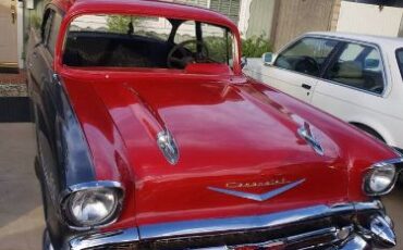 Chevrolet-Bel-air-1957-Two-Tone