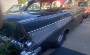 Chevrolet-Bel-air-1957-Two-Tone-4