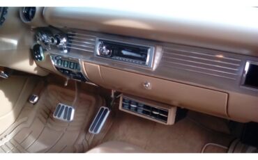Chevrolet-Bel-air-1957-VIPER-RED-TAN-10