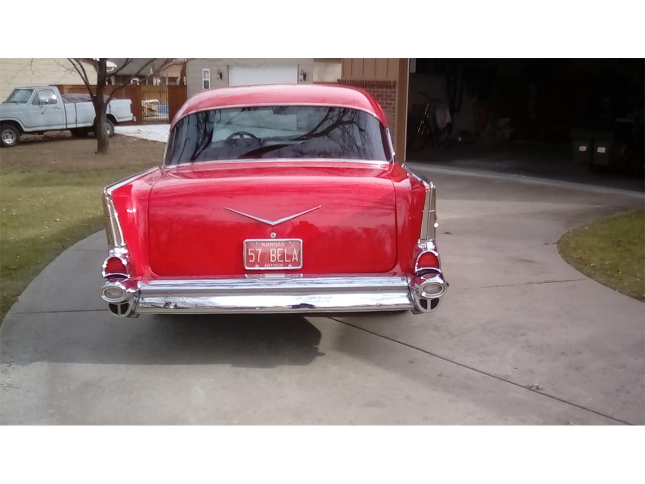 Chevrolet-Bel-air-1957-VIPER-RED-TAN-11