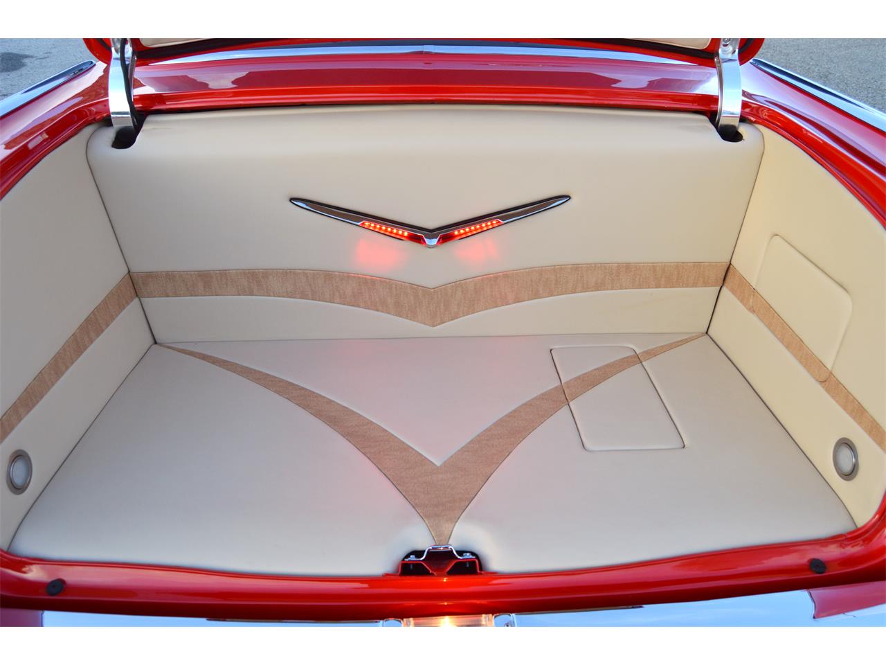 Chevrolet-Bel-air-1957-Viper-Red-Beige-25