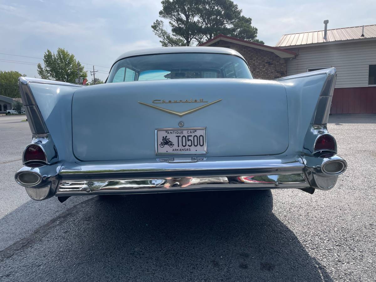 Chevrolet-Bel-air-1957-blue-7