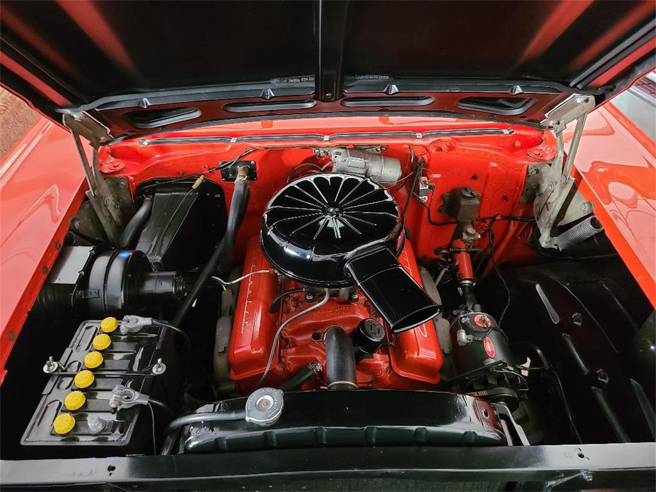 Chevrolet-Bel-air-1957-matador-red-red-and-black-4