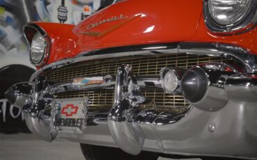 Chevrolet-Bel-air-1957-red-silverred-1