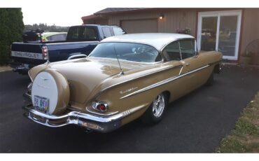 Chevrolet-Bel-air-1958-Anniv.-Gold-amp-White-Gold-Cloth-amp-Vinyl-20