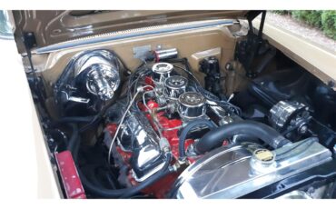 Chevrolet-Bel-air-1958-Anniv.-Gold-amp-White-Gold-Cloth-amp-Vinyl-28
