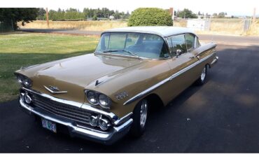 Chevrolet-Bel-air-1958-Anniv.-Gold-amp-White-Gold-Cloth-amp-Vinyl-33