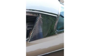 Chevrolet-Bel-air-1958-Anniv.-Gold-amp-White-Gold-Cloth-amp-Vinyl-37
