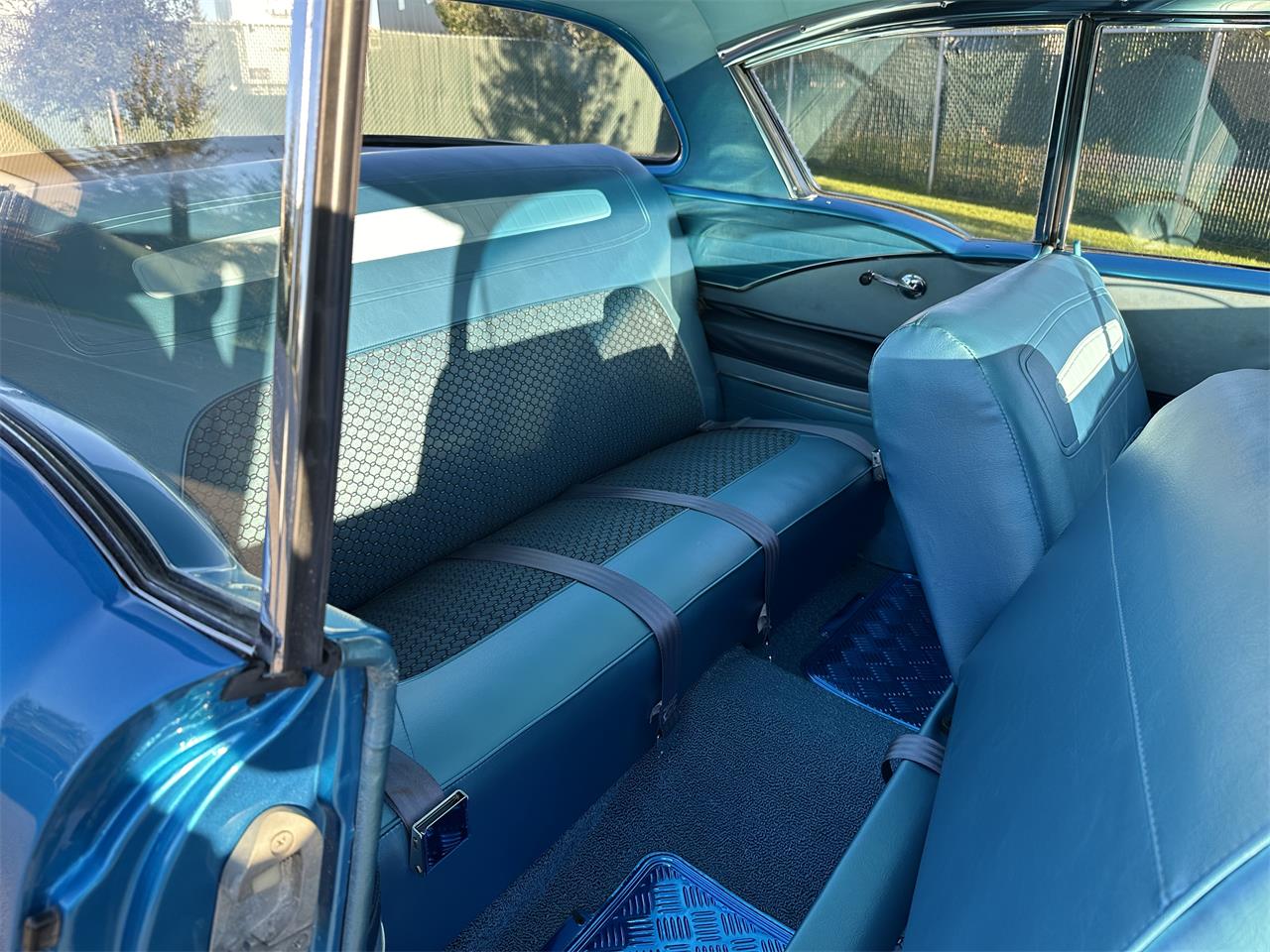 Chevrolet-Bel-air-1958-BlueWhite-Blue-2