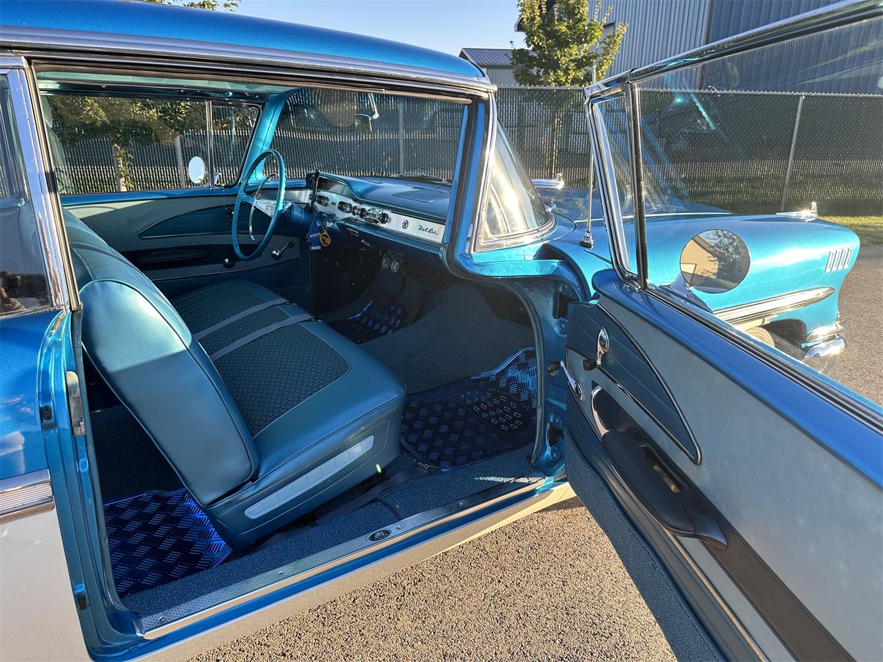 Chevrolet-Bel-air-1958-BlueWhite-Blue-5