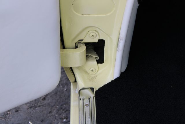 Chevrolet-Bel-air-1960-Yellow-White-12