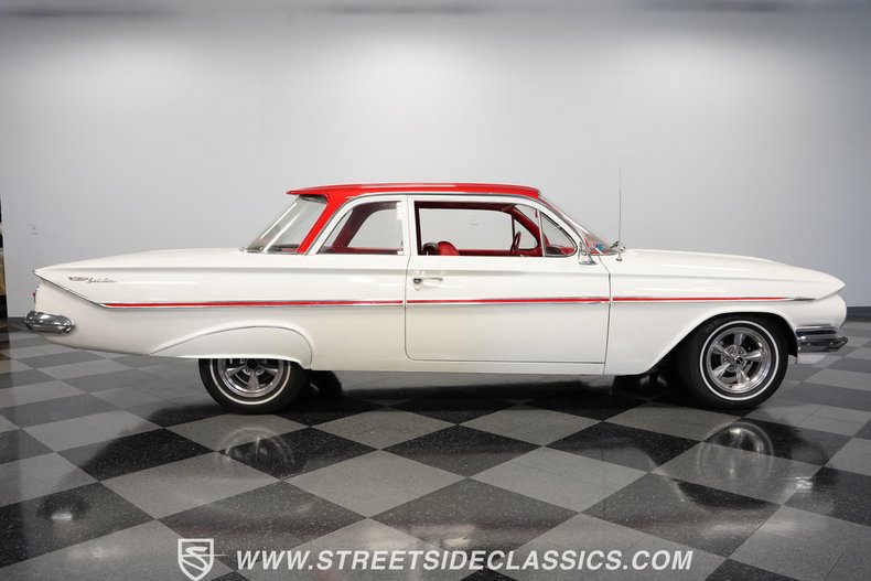 Chevrolet-Bel-air-1961-White-Red-12