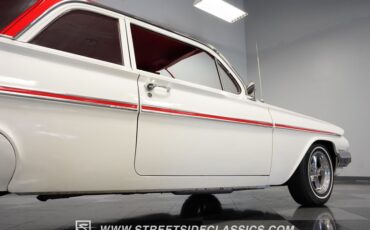 Chevrolet-Bel-air-1961-White-Red-27