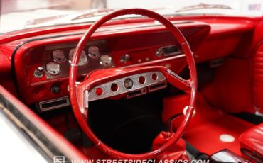 Chevrolet-Bel-air-1961-White-Red-38