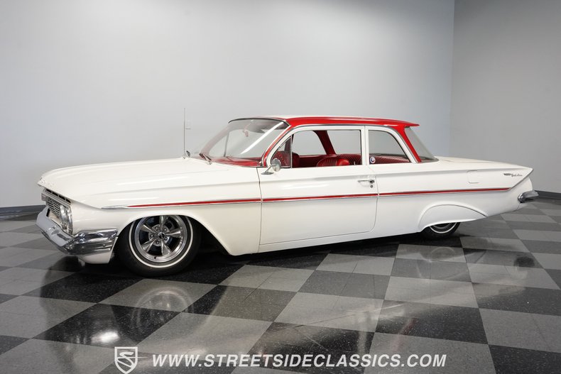 Chevrolet-Bel-air-1961-White-Red-4
