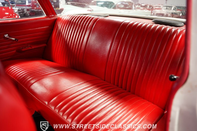 Chevrolet-Bel-air-1961-White-Red-45
