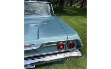 Chevrolet-Bel-air-1963-Turquoise-Turquoise-10