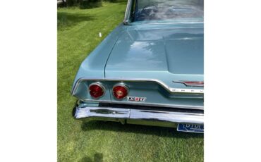 Chevrolet-Bel-air-1963-Turquoise-Turquoise-9