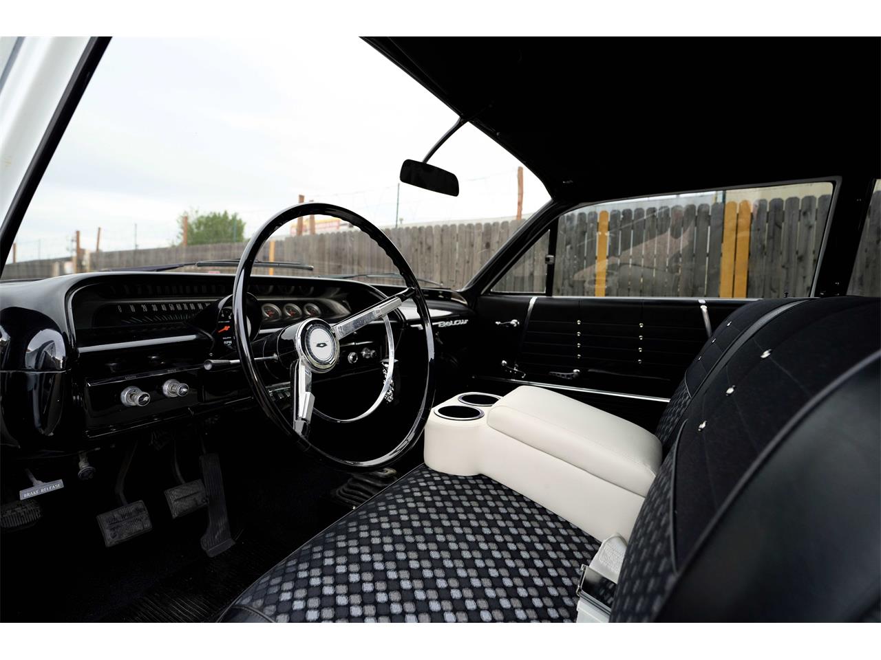 Chevrolet-Bel-air-1964-White-Black-62