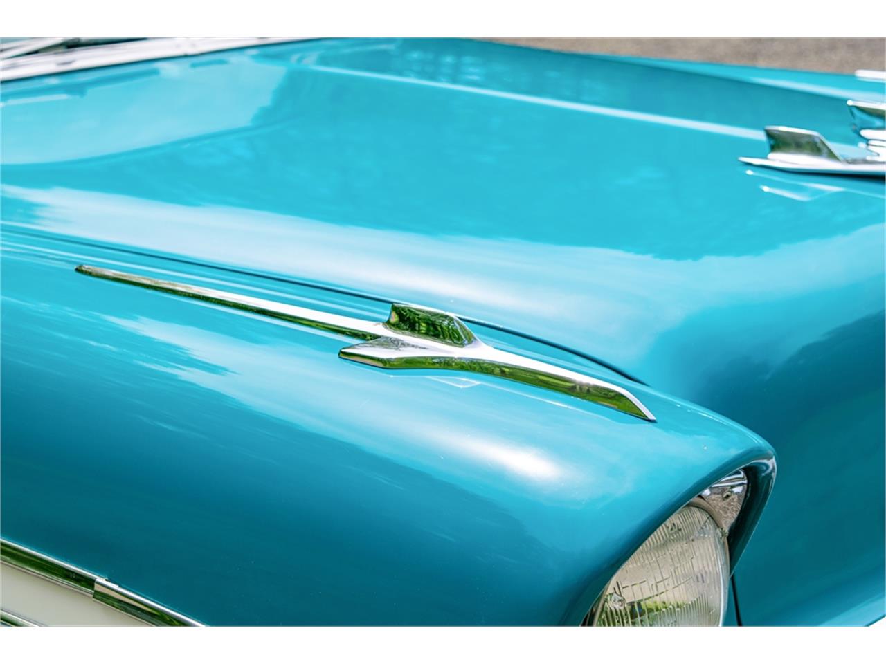 Chevrolet-Bel-air-nomad-1956-India-IvoryTwilight-Turquoise-GrayTurquoise-12