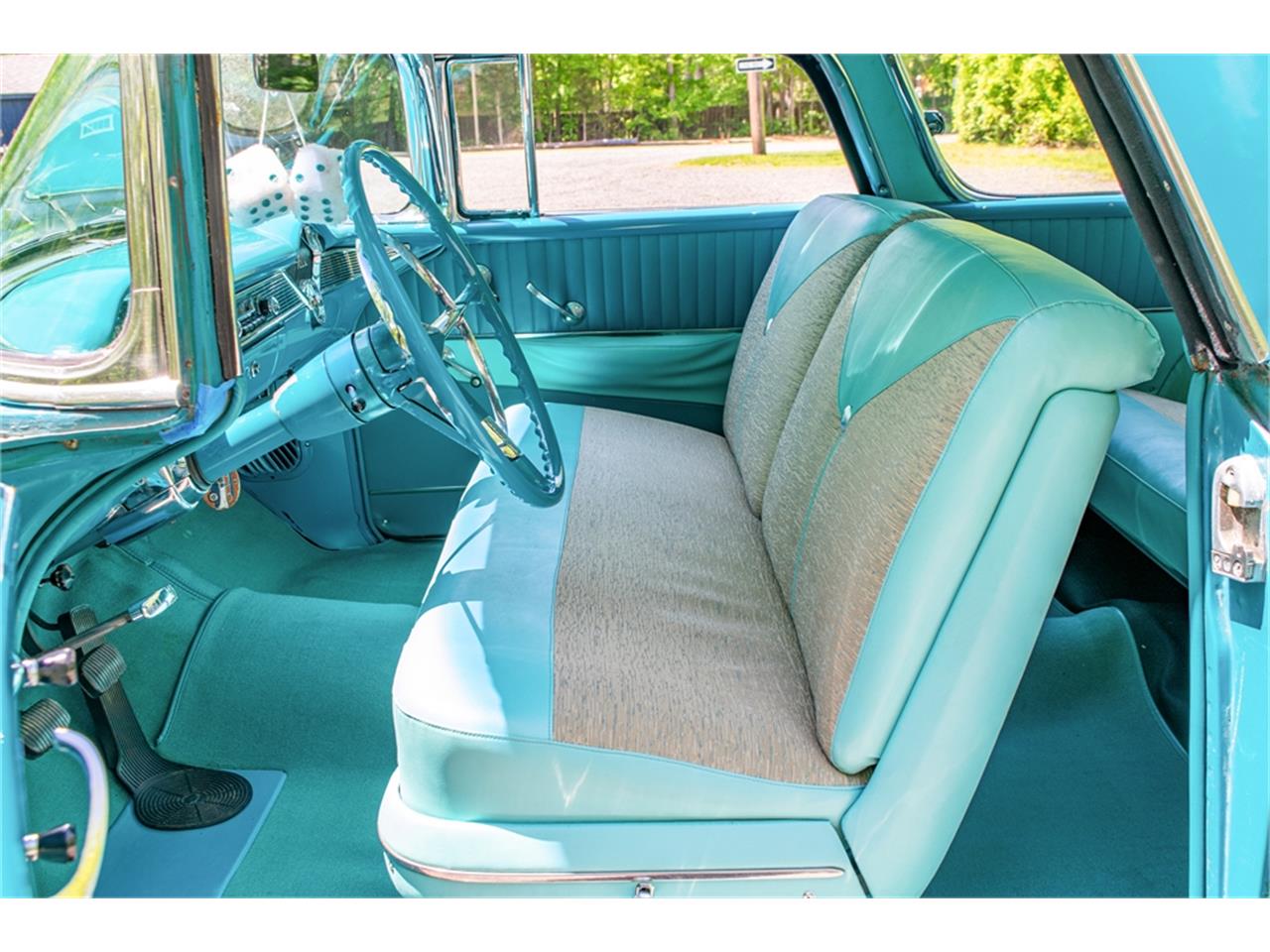 Chevrolet-Bel-air-nomad-1956-India-IvoryTwilight-Turquoise-GrayTurquoise-40