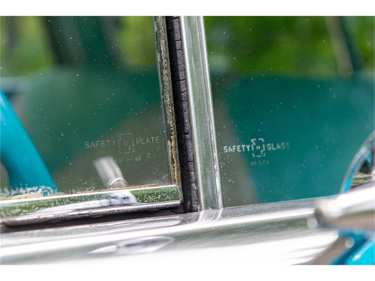 Chevrolet-Bel-air-nomad-1956-India-IvoryTwilight-Turquoise-GrayTurquoise-47
