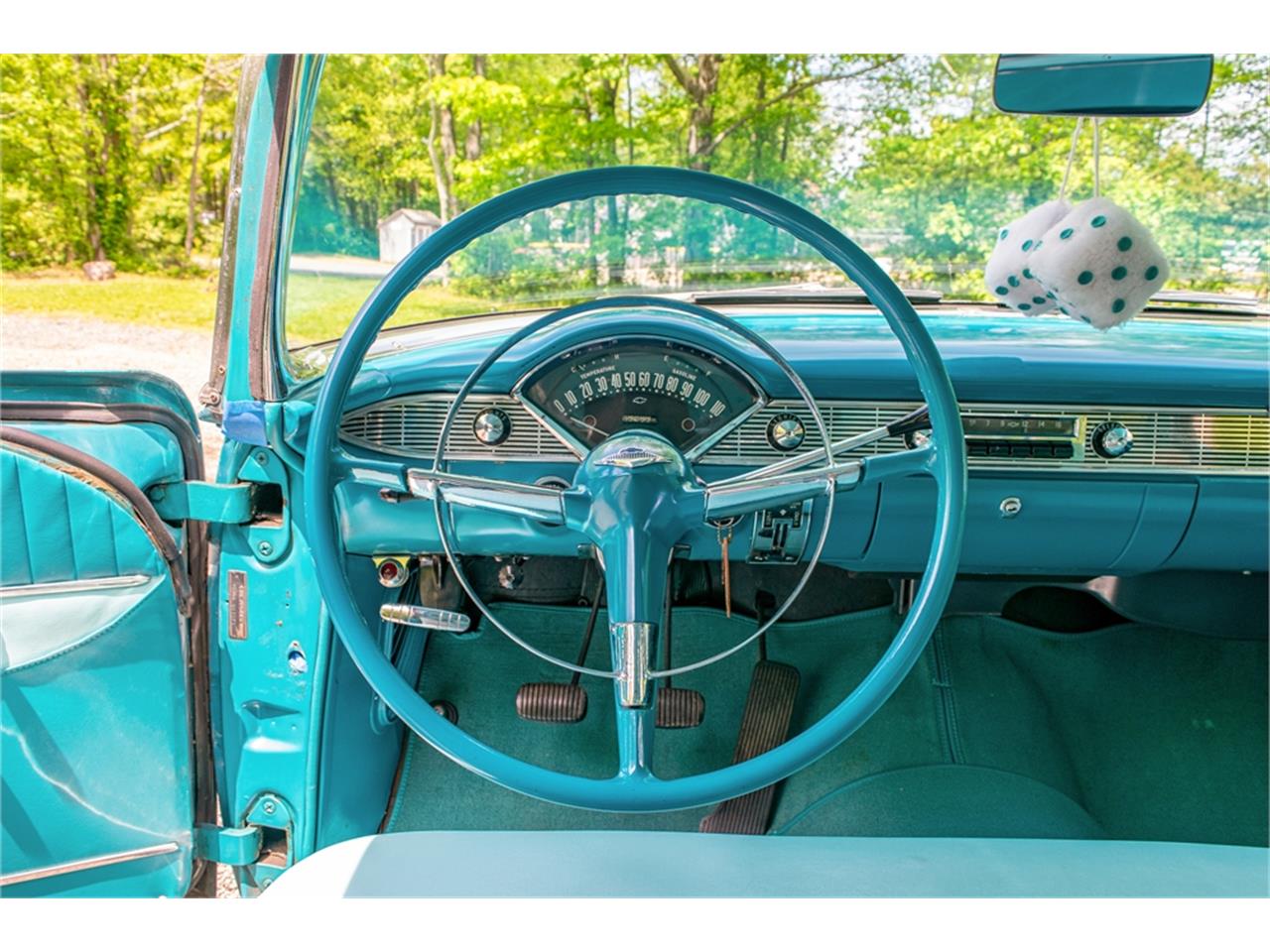 Chevrolet-Bel-air-nomad-1956-India-IvoryTwilight-Turquoise-GrayTurquoise-58