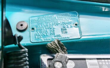 Chevrolet-Bel-air-nomad-1956-India-IvoryTwilight-Turquoise-GrayTurquoise-89