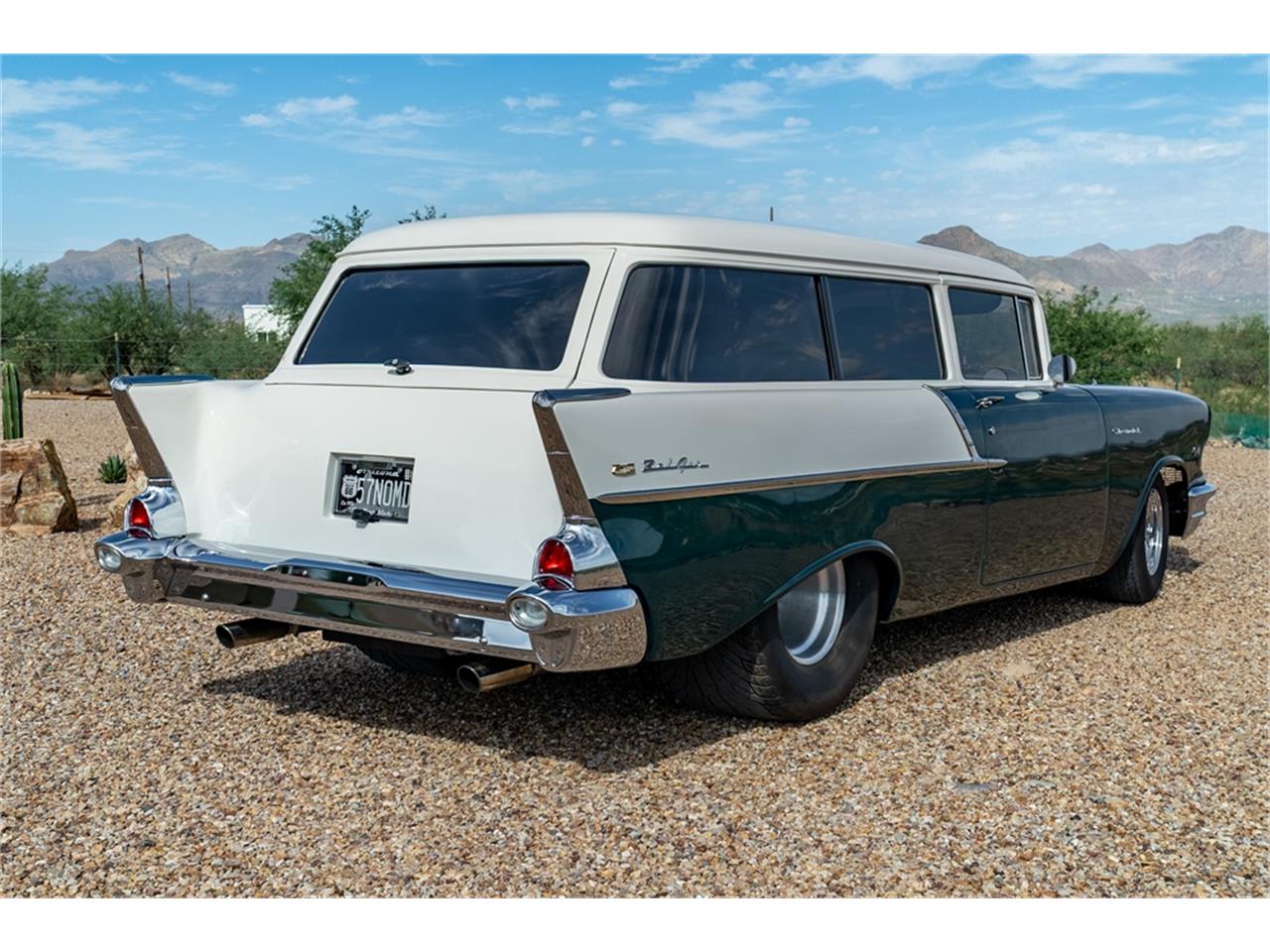 Chevrolet-Bel-air-wagon-1957-Hunter-Green-White-Black-14