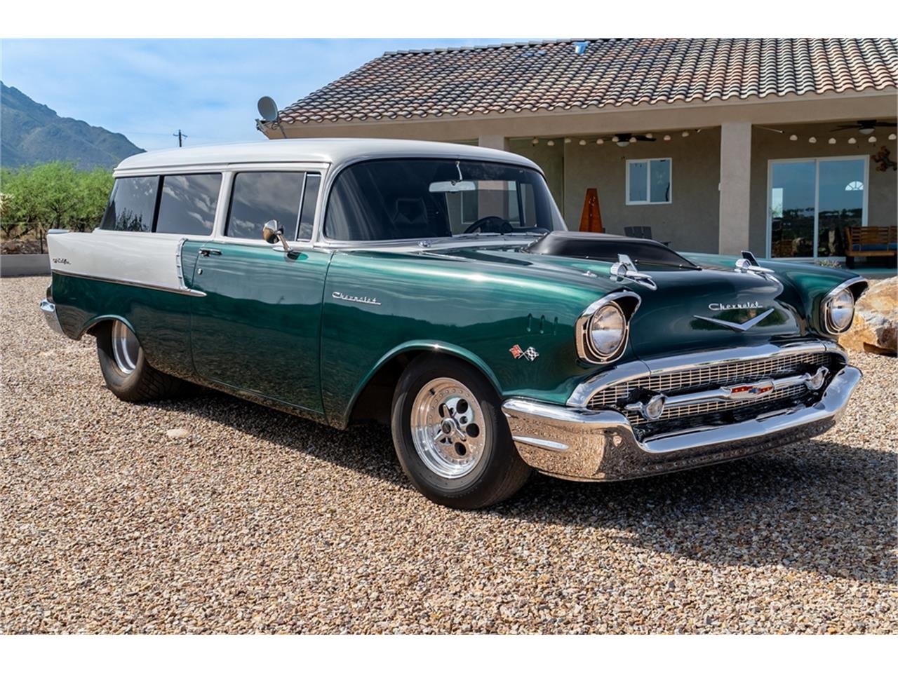 Chevrolet-Bel-air-wagon-1957-Hunter-Green-White-Black-16