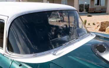 Chevrolet-Bel-air-wagon-1957-Hunter-Green-White-Black-21
