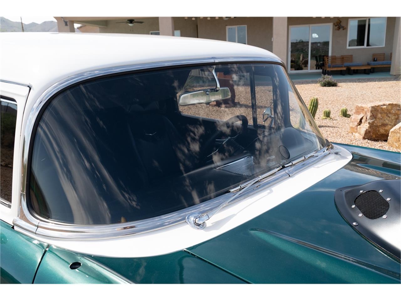 Chevrolet-Bel-air-wagon-1957-Hunter-Green-White-Black-21
