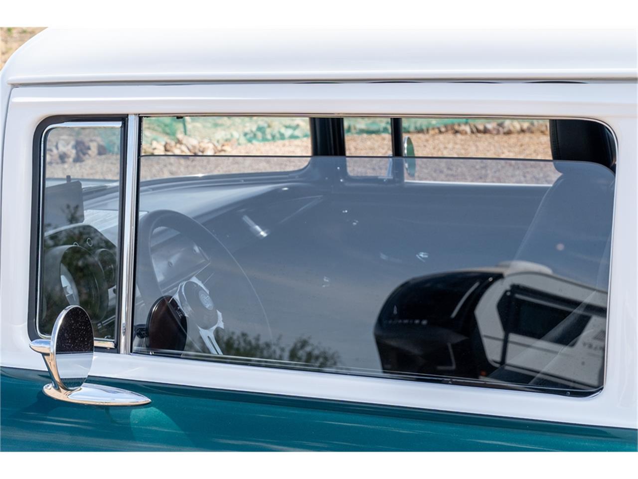 Chevrolet-Bel-air-wagon-1957-Hunter-Green-White-Black-27