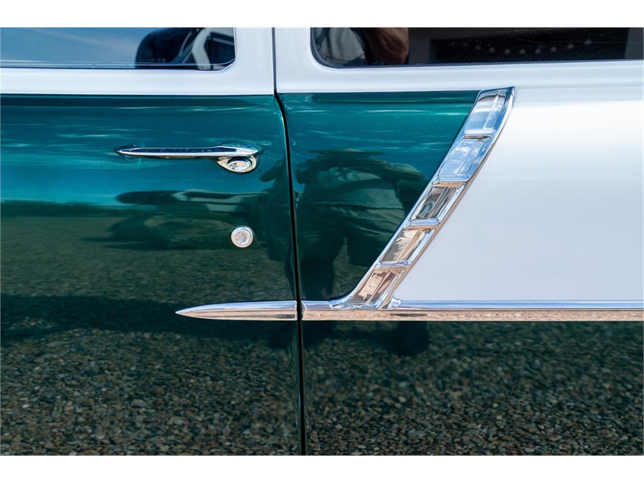 Chevrolet-Bel-air-wagon-1957-Hunter-Green-White-Black-31