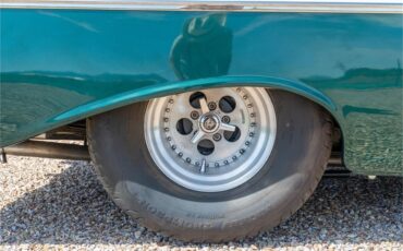 Chevrolet-Bel-air-wagon-1957-Hunter-Green-White-Black-44