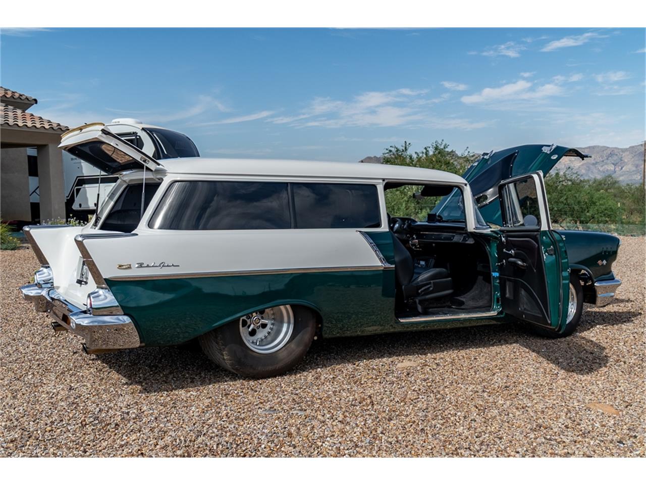 Chevrolet-Bel-air-wagon-1957-Hunter-Green-White-Black-86