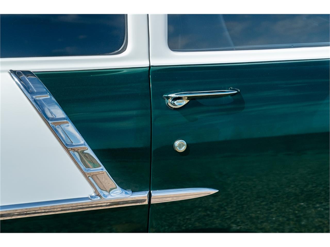 Chevrolet-Bel-air-wagon-1957-Hunter-Green-White-Black-87