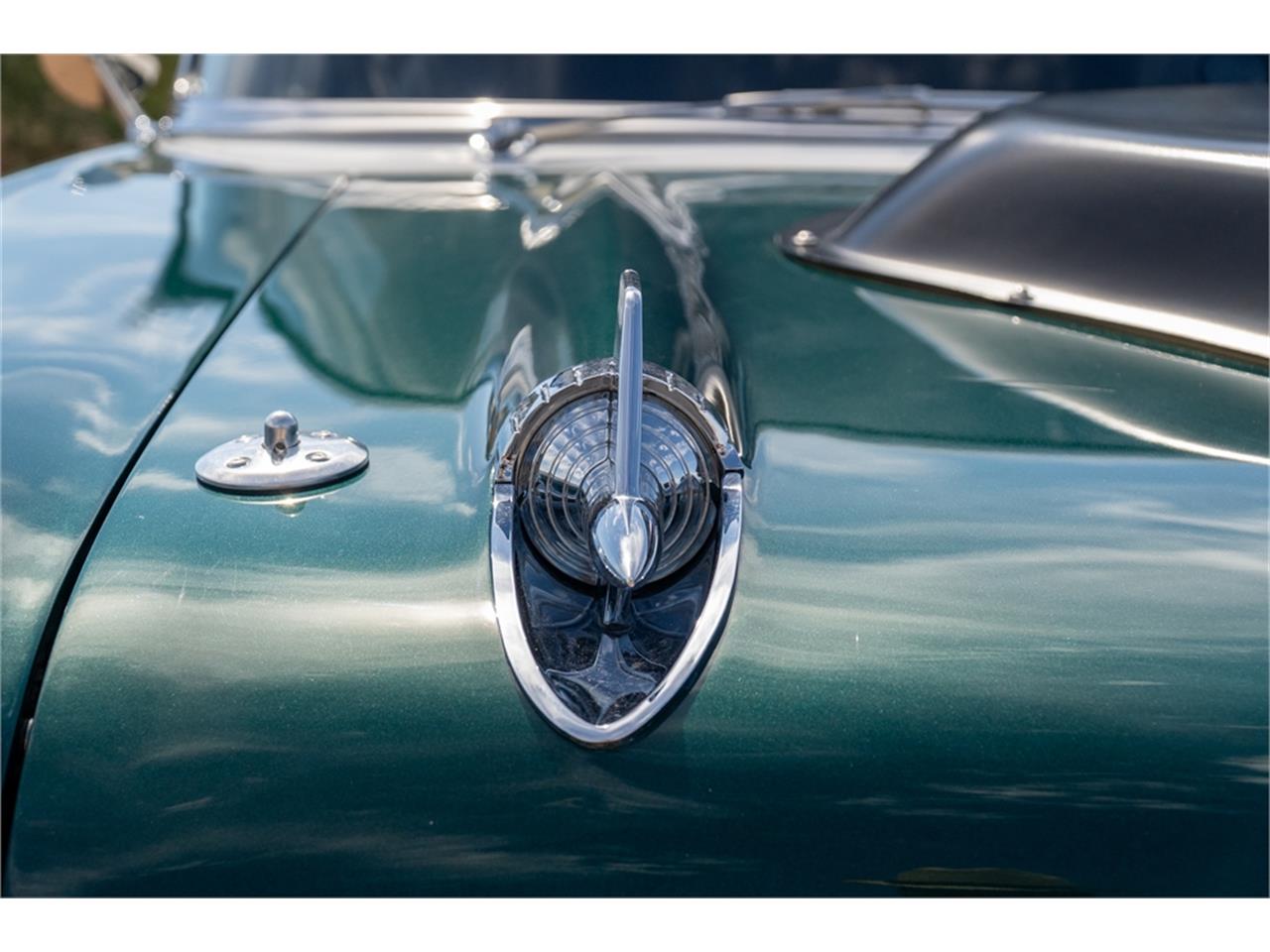 Chevrolet-Bel-air-wagon-1957-Hunter-Green-White-Black-88