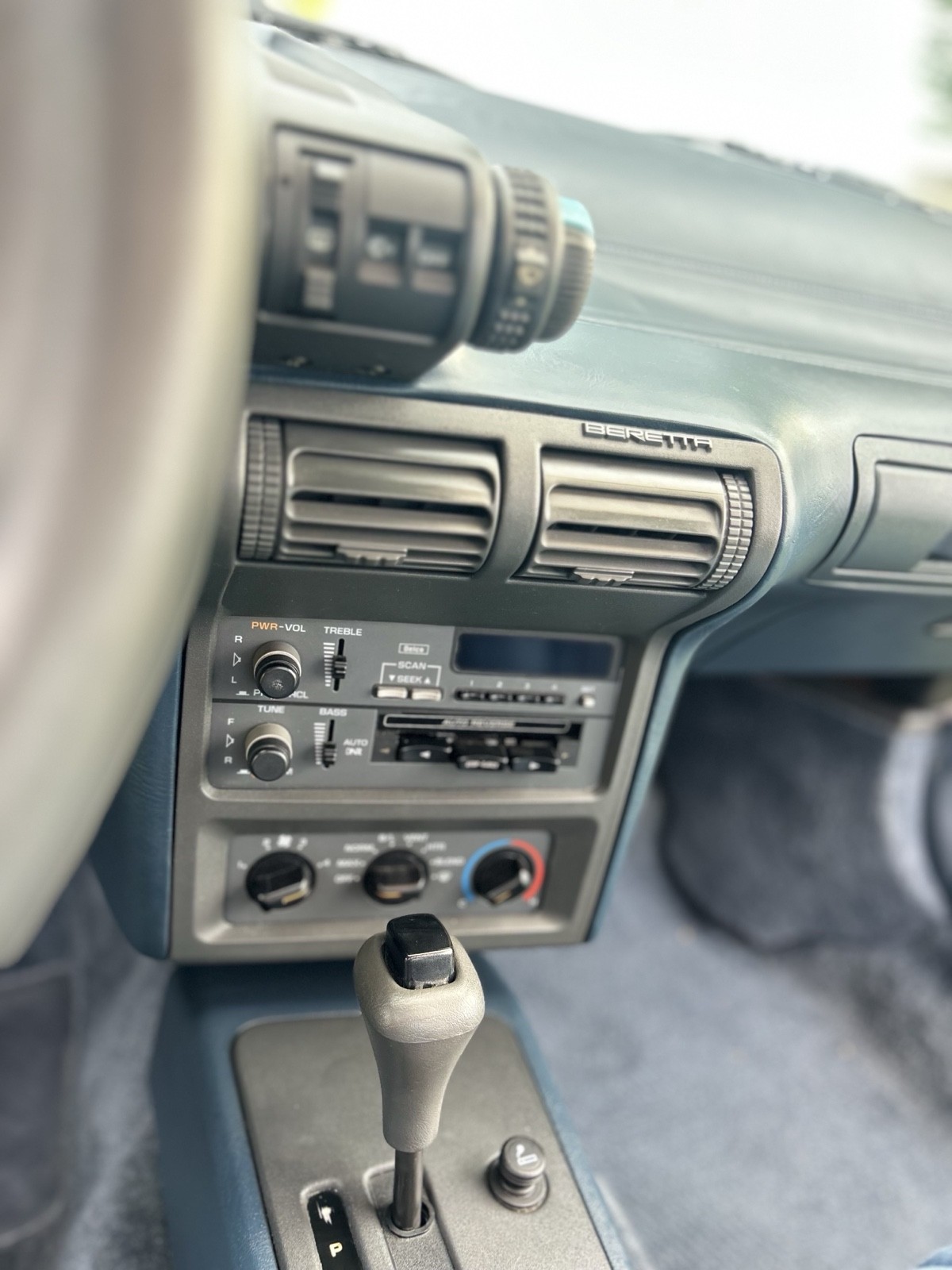 Chevrolet-Beretta-1991-13