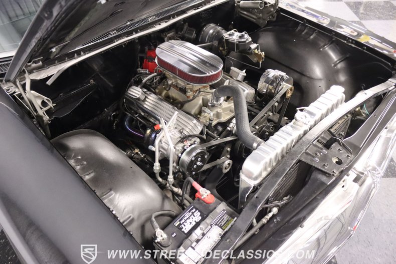 Chevrolet-Biscayne-1960-Black-Diamond-Black-35