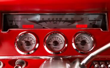 Chevrolet-Biscayne-1961-Ravishing-Red-Red-21
