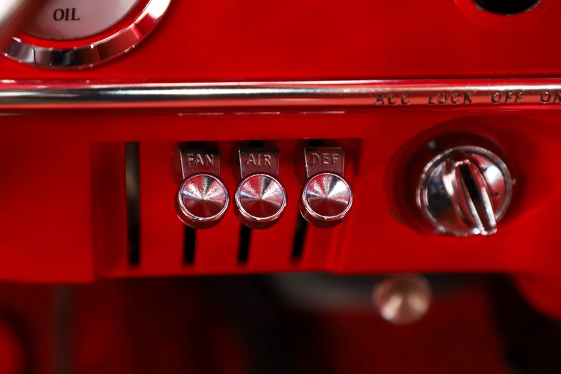 Chevrolet-Biscayne-1961-Ravishing-Red-Red-25