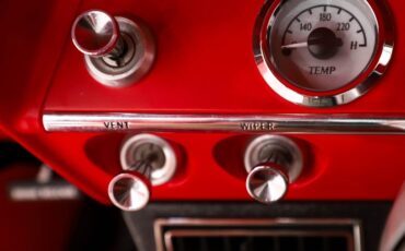 Chevrolet-Biscayne-1961-Ravishing-Red-Red-26