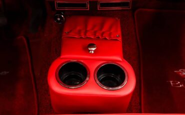 Chevrolet-Biscayne-1961-Ravishing-Red-Red-31