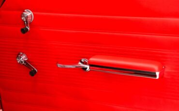 Chevrolet-Biscayne-1961-Ravishing-Red-Red-35