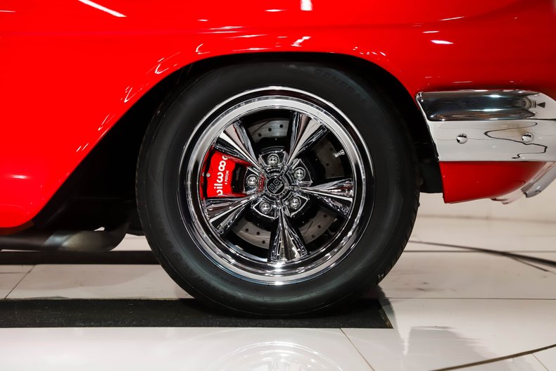 Chevrolet-Biscayne-1961-Ravishing-Red-Red-42