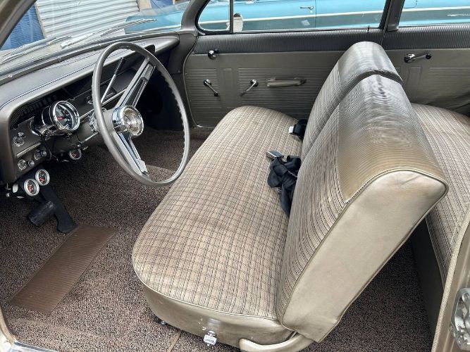Chevrolet-Biscayne-1962-15