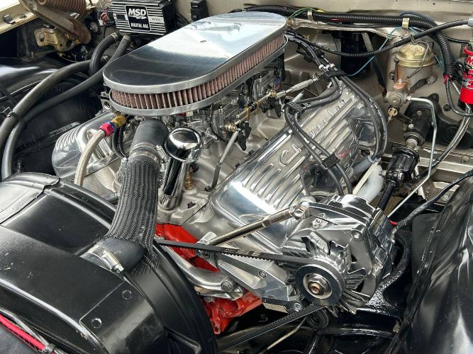 Chevrolet-Biscayne-1962-2